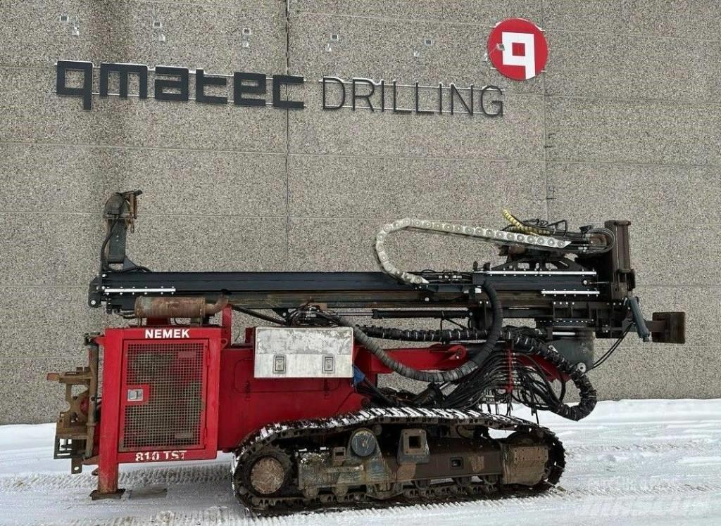  Qmatec 810TST (NEMEK) Povrchové vrtací stroje