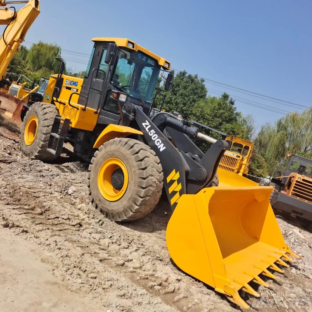 XCMG ZL 50 Kolové nakladače
