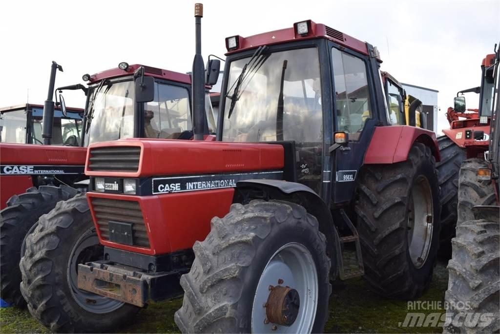 Case IH 956 XL Traktory