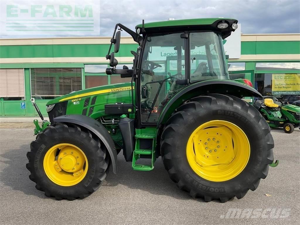 John Deere 5100R Traktory