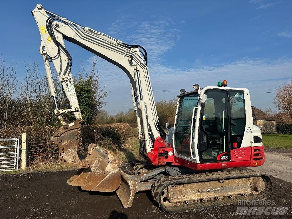 Takeuchi TB 290 Midi rýpadla 7t - 12t