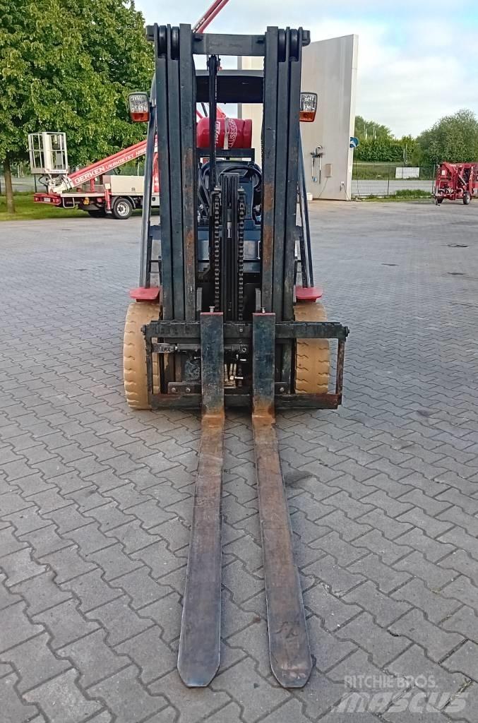 Manitou MI 30 G LPG vozíky