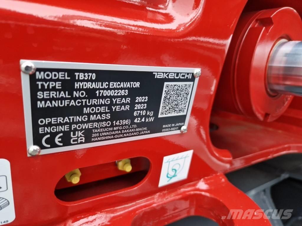 Takeuchi TB370 Mini rýpadla < 7t