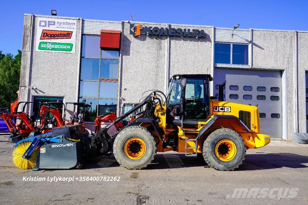 JCB 437HT Kolové nakladače