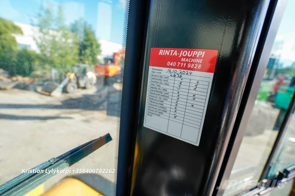 JCB 437HT Kolové nakladače
