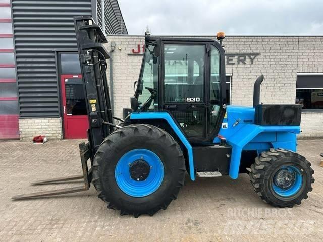 JCB 930-4 Terénní vysokozdvižné vozíky