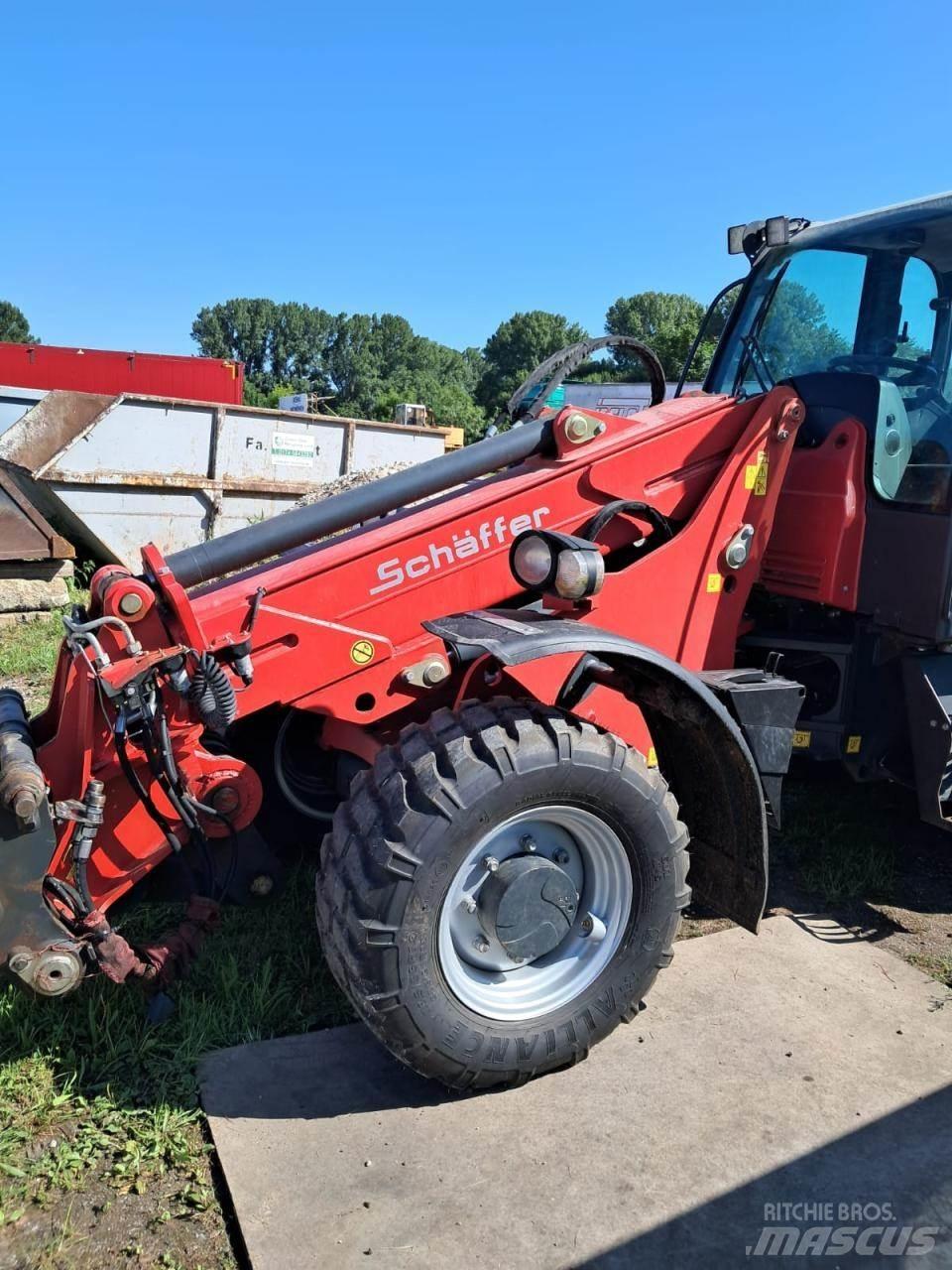 Schäffer 6680 T Mininakladače