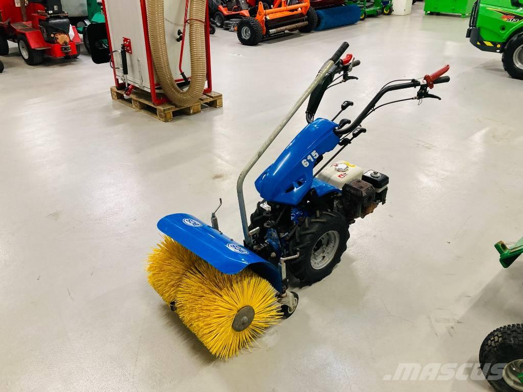 BCS Fejemaskine 615 Zametací stroje