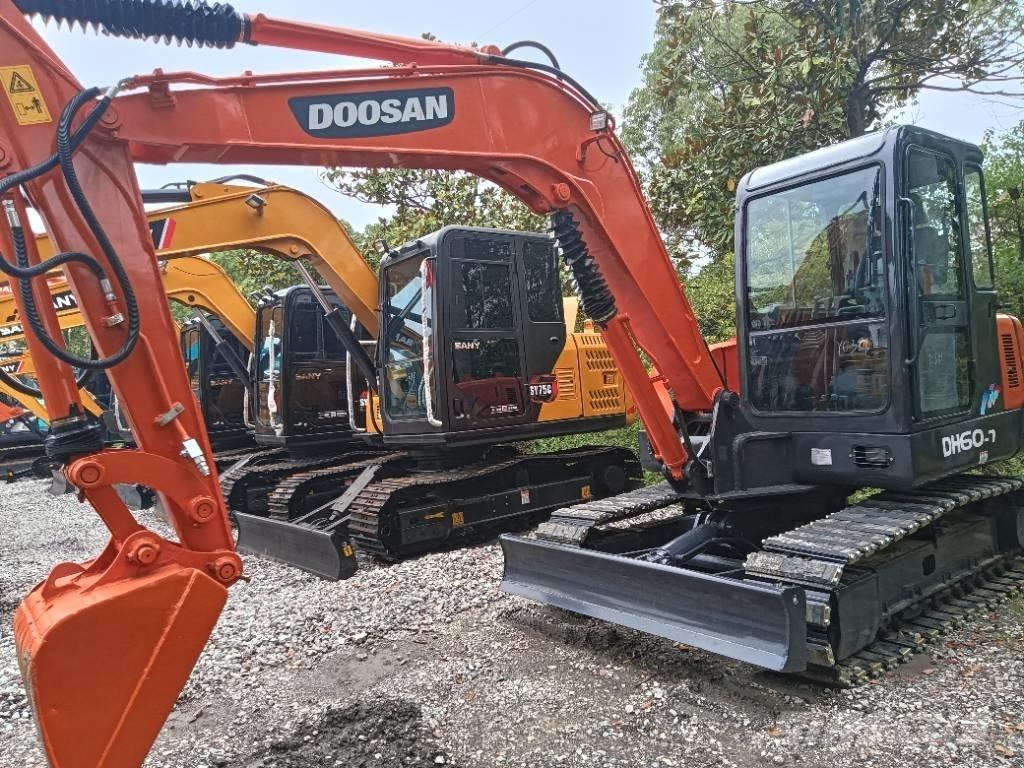 Doosan DH 60-7 Pásová rýpadla
