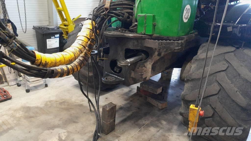 John Deere 1110 D Vyvážecí traktory