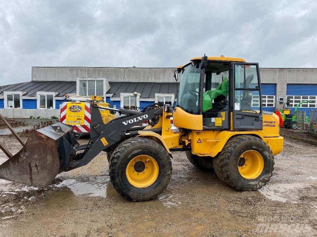 Volvo L 35 G Kolové nakladače