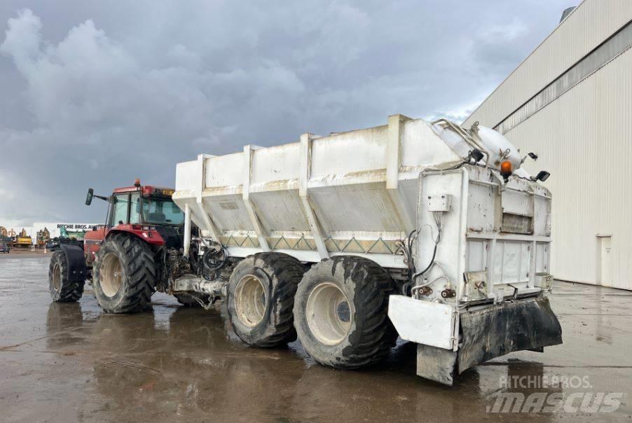 Case IH 7240 Traktory