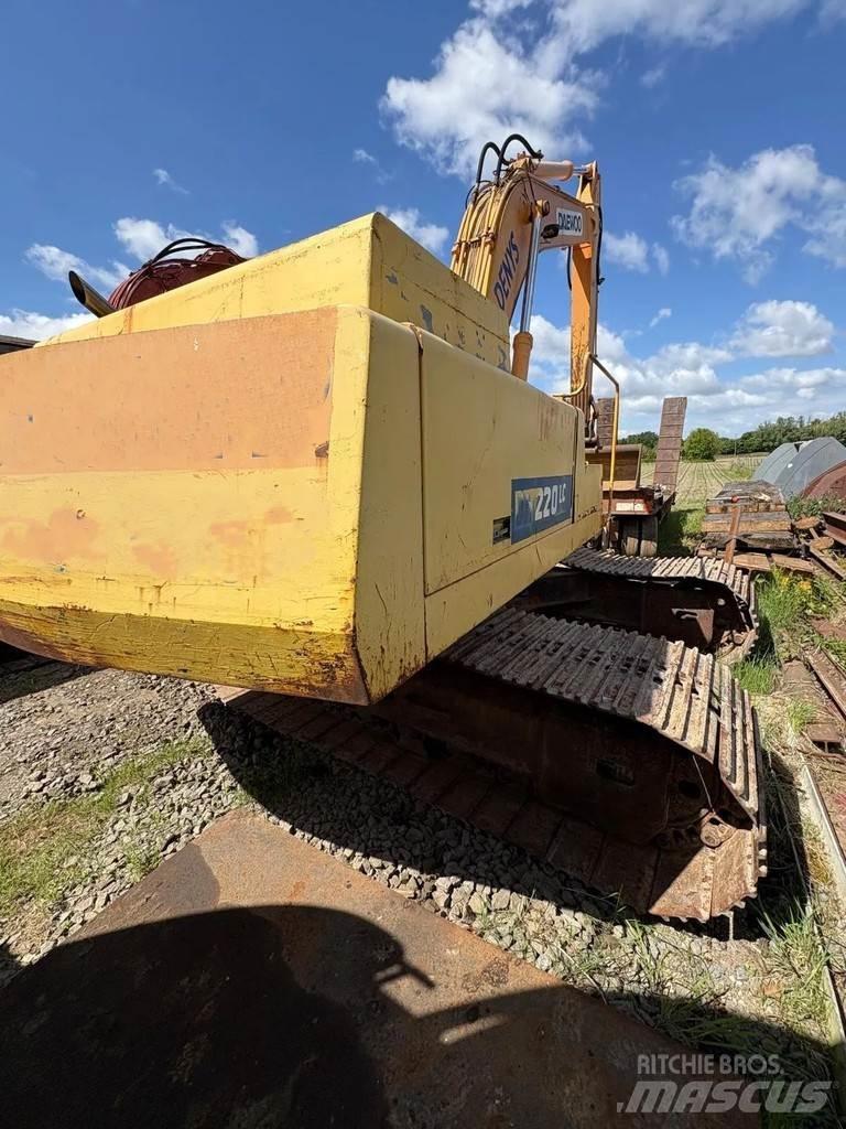 Daewoo DH 220LC Pásová rýpadla