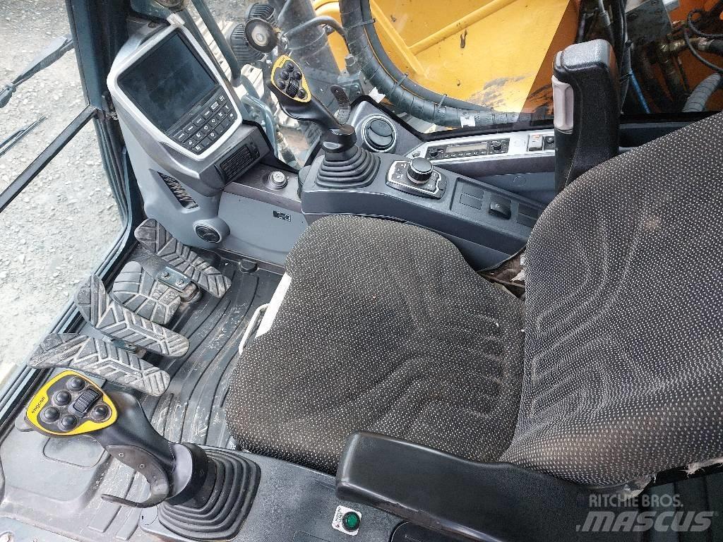 Hyundai HX 220 L Pásová rýpadla