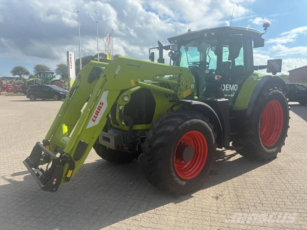 CLAAS ARION 650 CIS+ Traktory