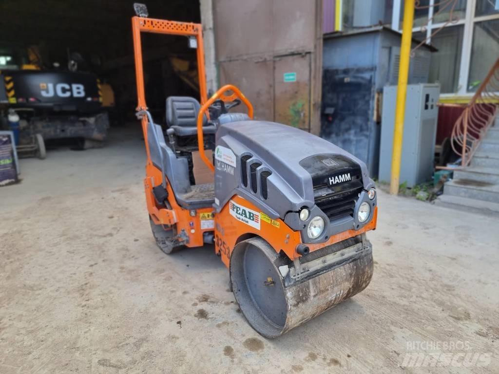 Hamm HD 8 VV Tandemové válce