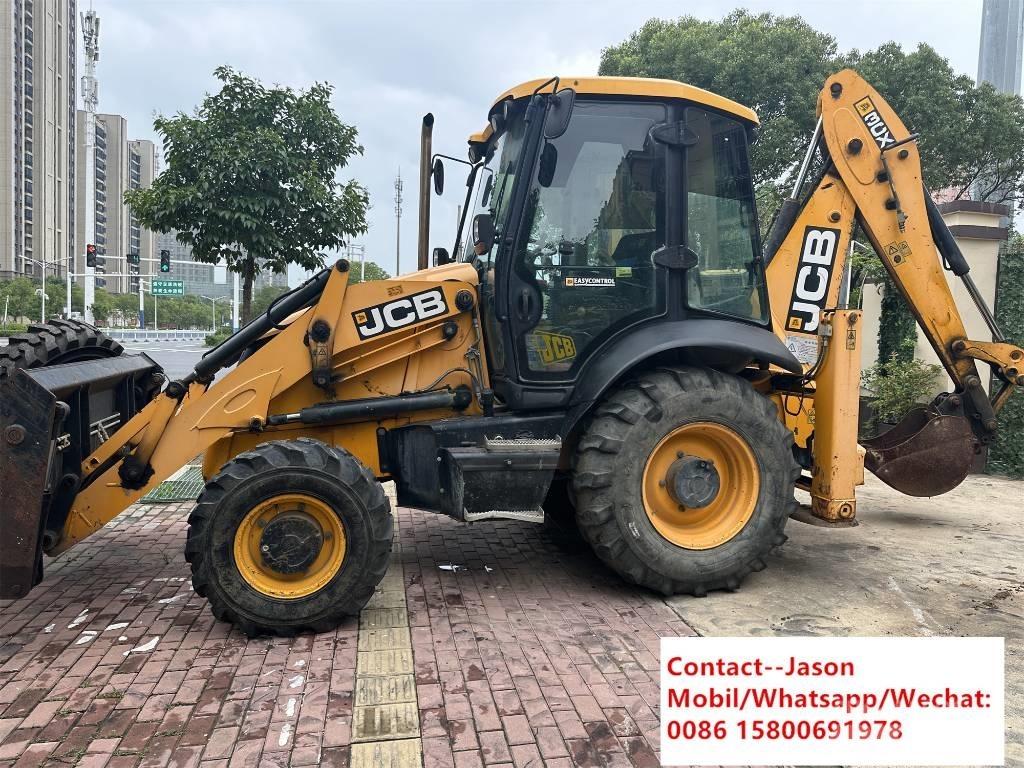 JCB 3 CX 4 T Rýpadlo-nakladače