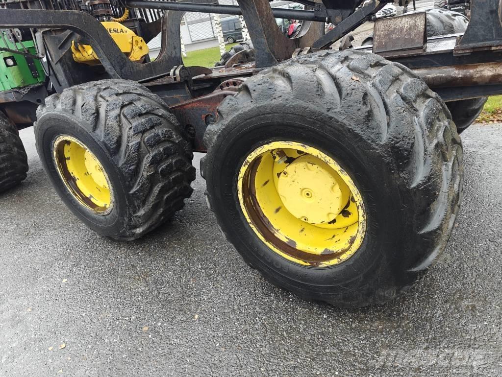 John Deere 1210 E Vyvážecí traktory