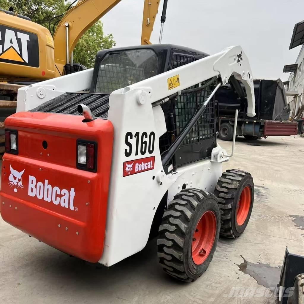 Bobcat S 160 Smykem řízené nakladače