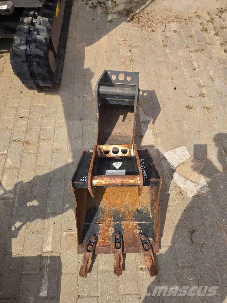 Volvo EC 18 E Mini rýpadla < 7t