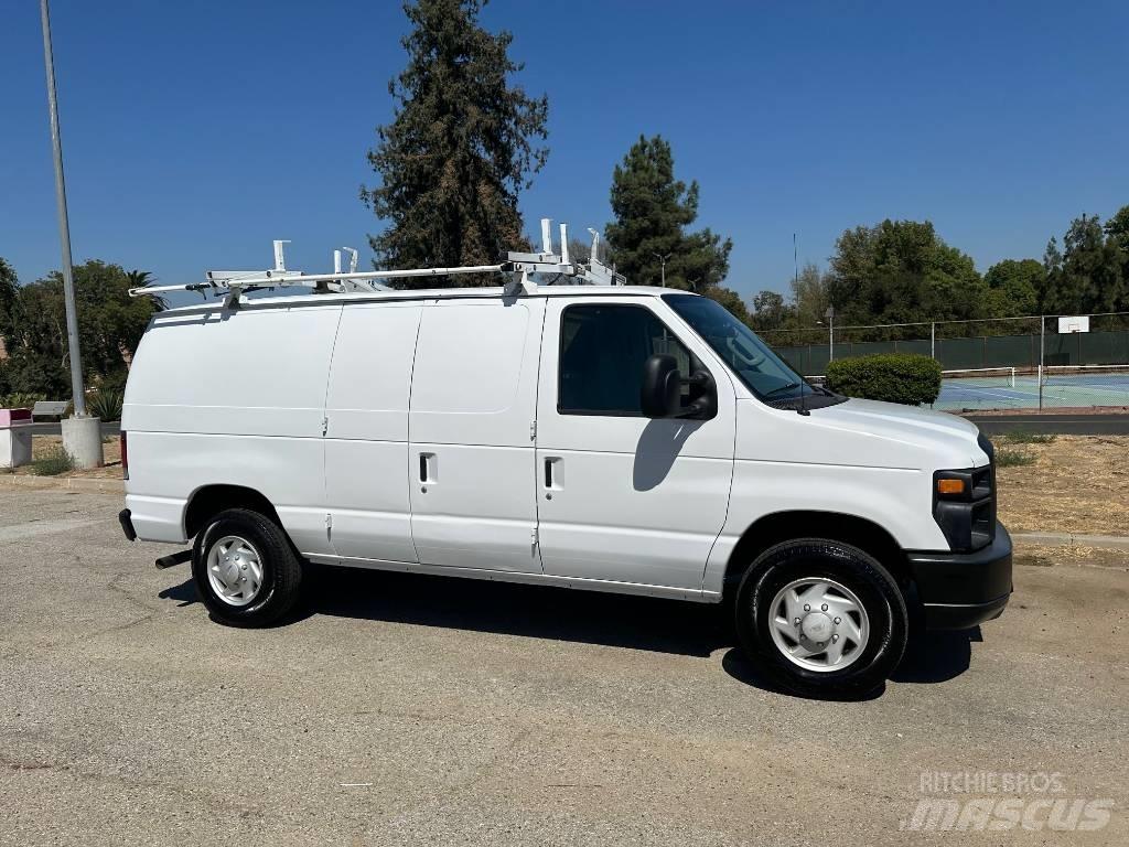 Ford E 250 Dodávky