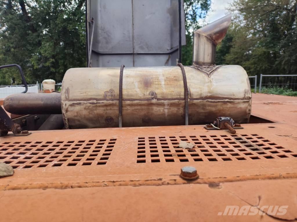 Hitachi EX 200-3 Pásová rýpadla