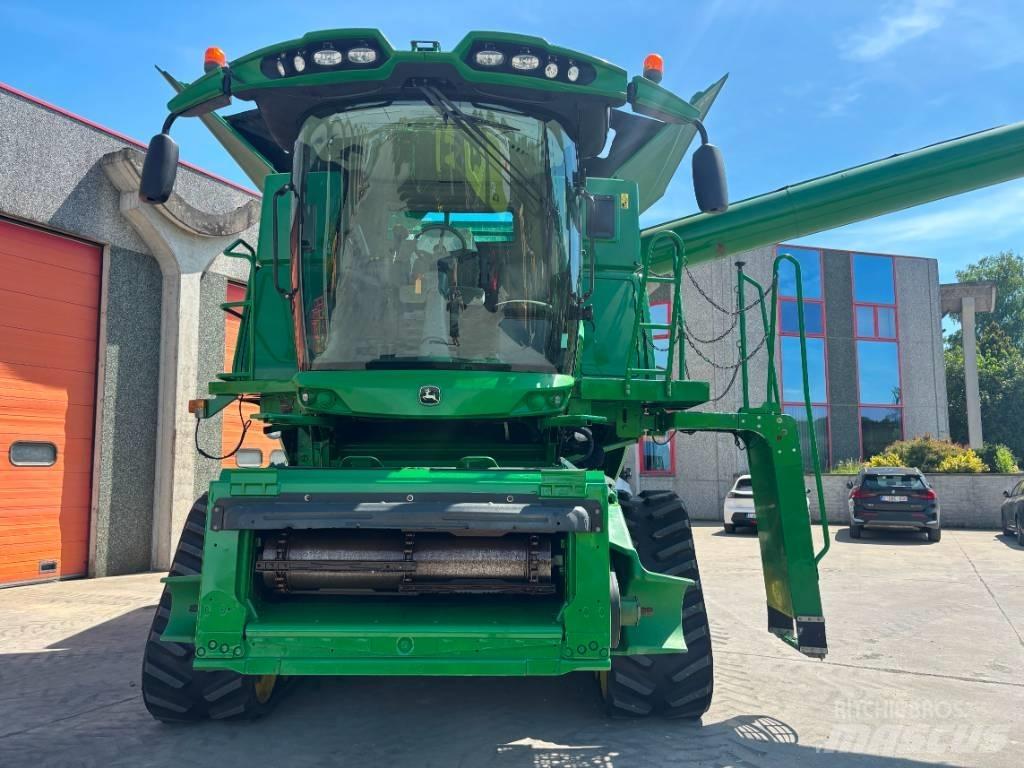 John Deere S 690 i Sklízecí mlátičky