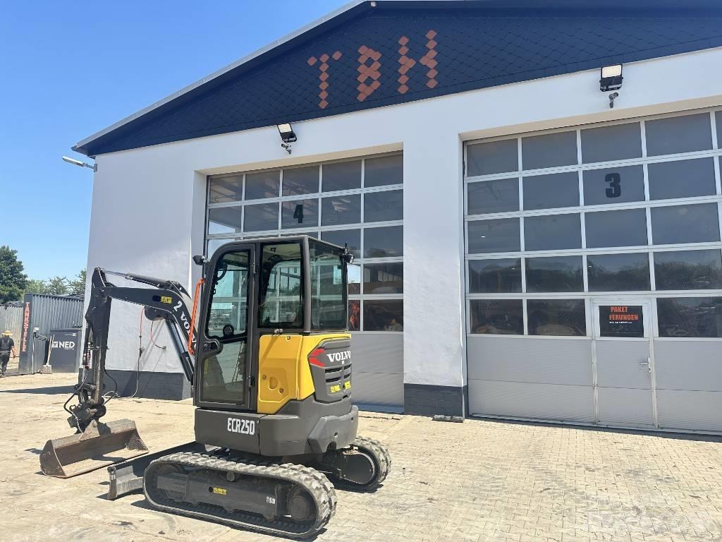 Volvo ECR 25 D Mini rýpadla < 7t