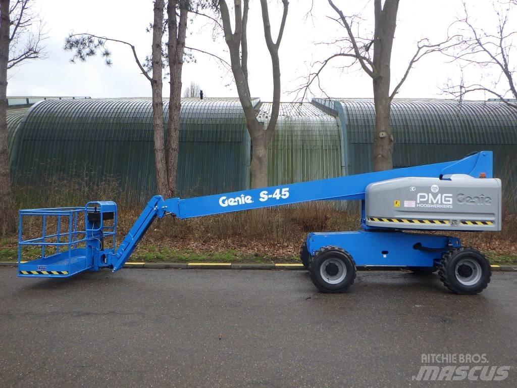 Genie S45 Teleskopické plošiny