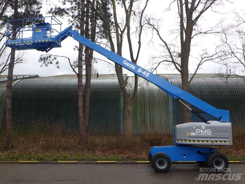 Genie S45 Teleskopické plošiny