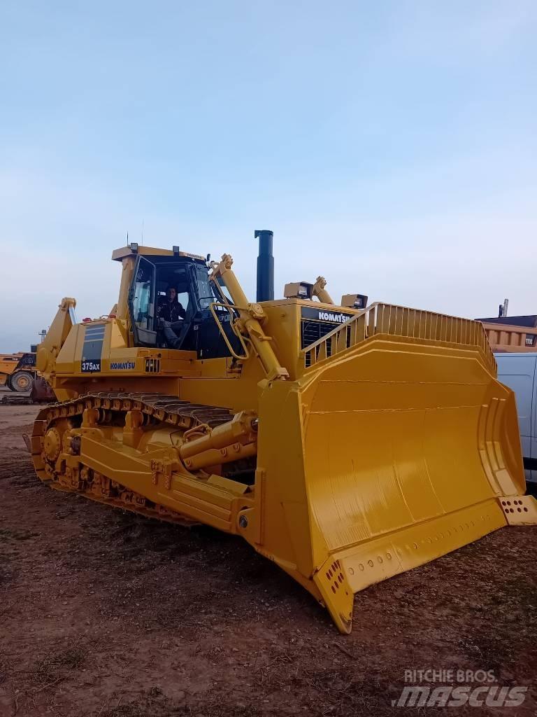 Komatsu D375AX Pásové dozery