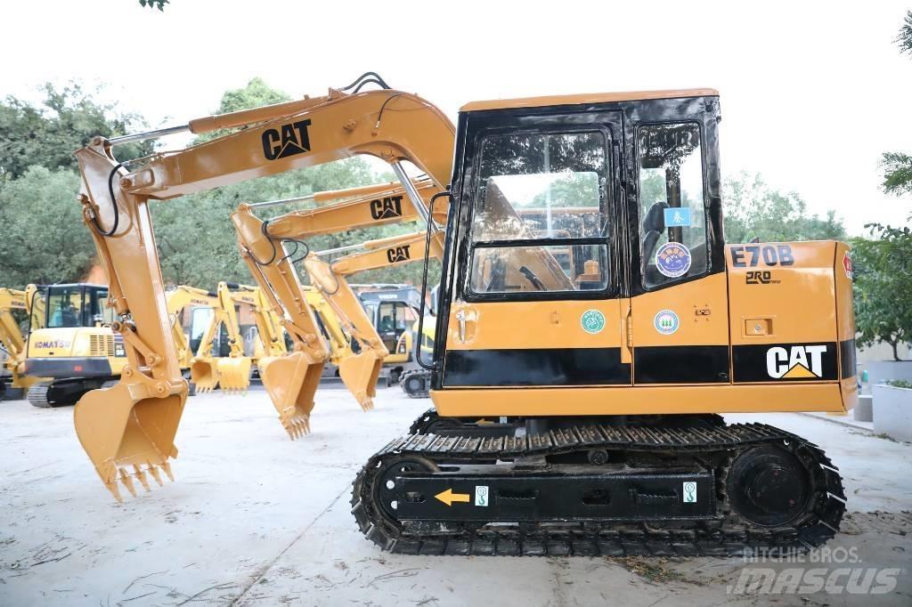 CAT E 70 B Mini rýpadla < 7t