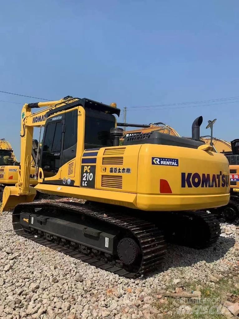 Komatsu PC 210 LC Pásová rýpadla