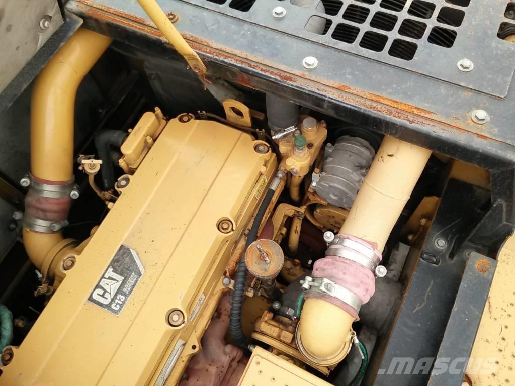 CAT 345 D L Pásová rýpadla