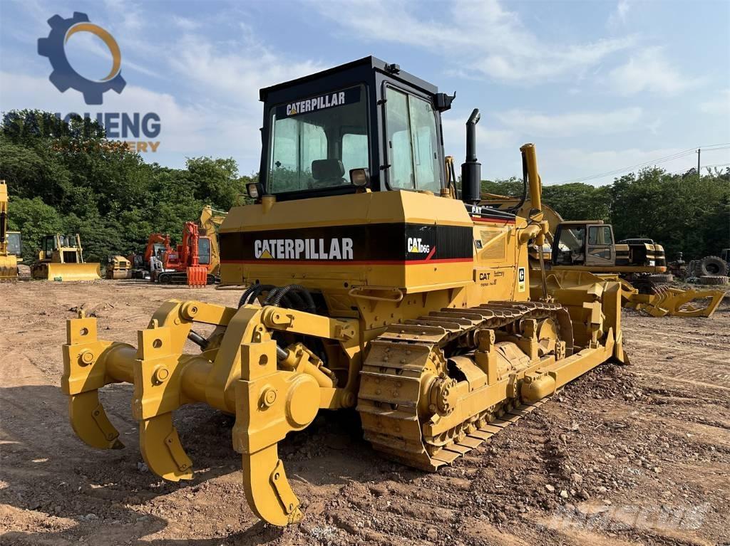 CAT D6G Pásové dozery