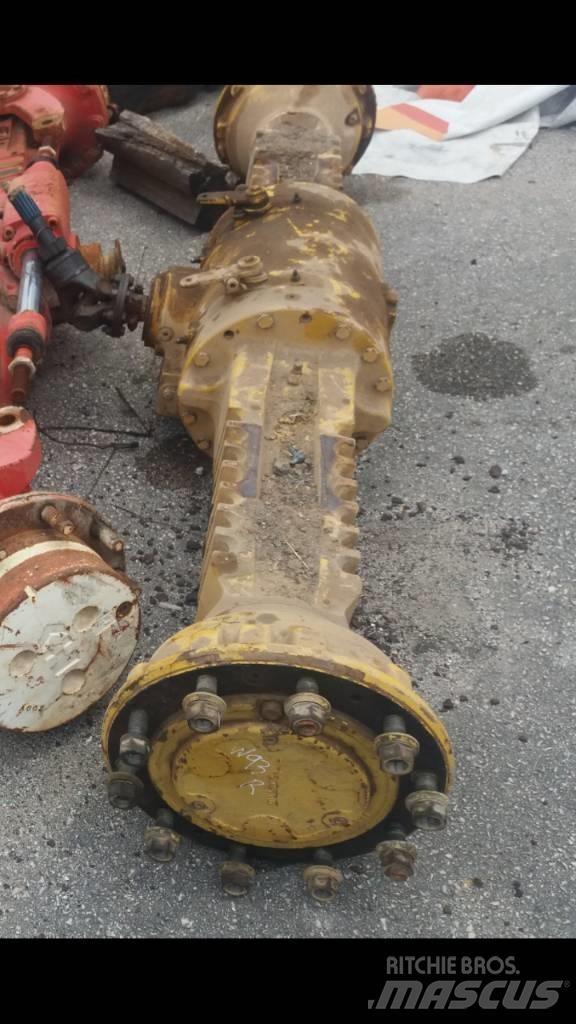 Komatsu W97r Nápravy
