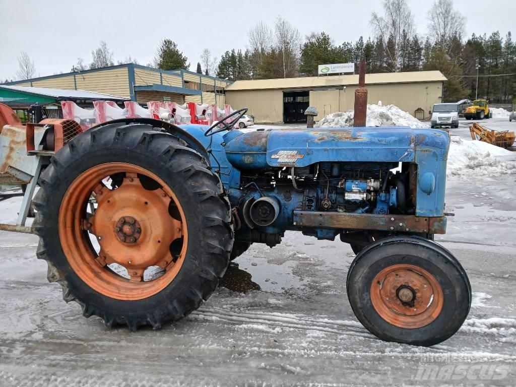 Fordson Power Major Traktory