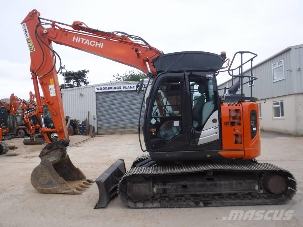 Hitachi ZX 135 USB-6 Pásová rýpadla