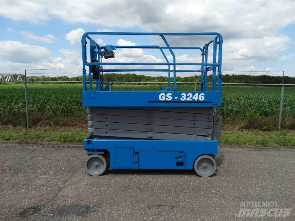 Genie GS 3246 Nůžková zvedací plošina