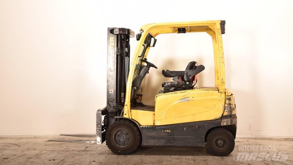 Hyster J 2.5 XN Akumulátorové vozíky