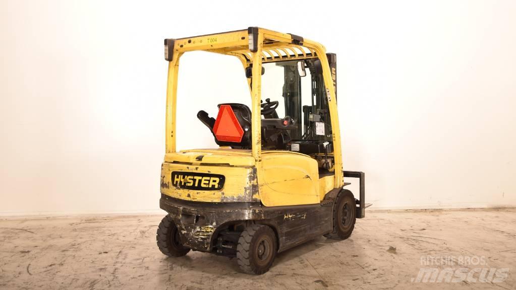 Hyster J 2.5 XN Akumulátorové vozíky