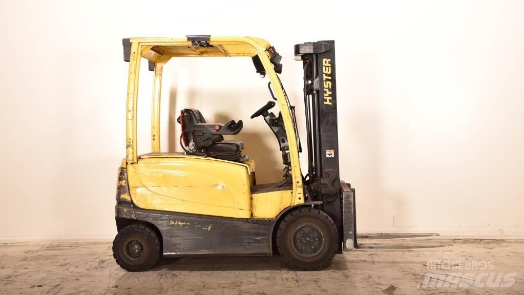 Hyster J 2.5 XN Akumulátorové vozíky