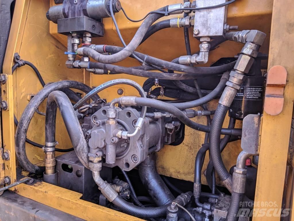 Volvo EC 160 B LC Pásová rýpadla