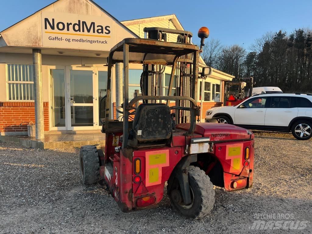 Moffett M4 25.3 Dieselové vozíky