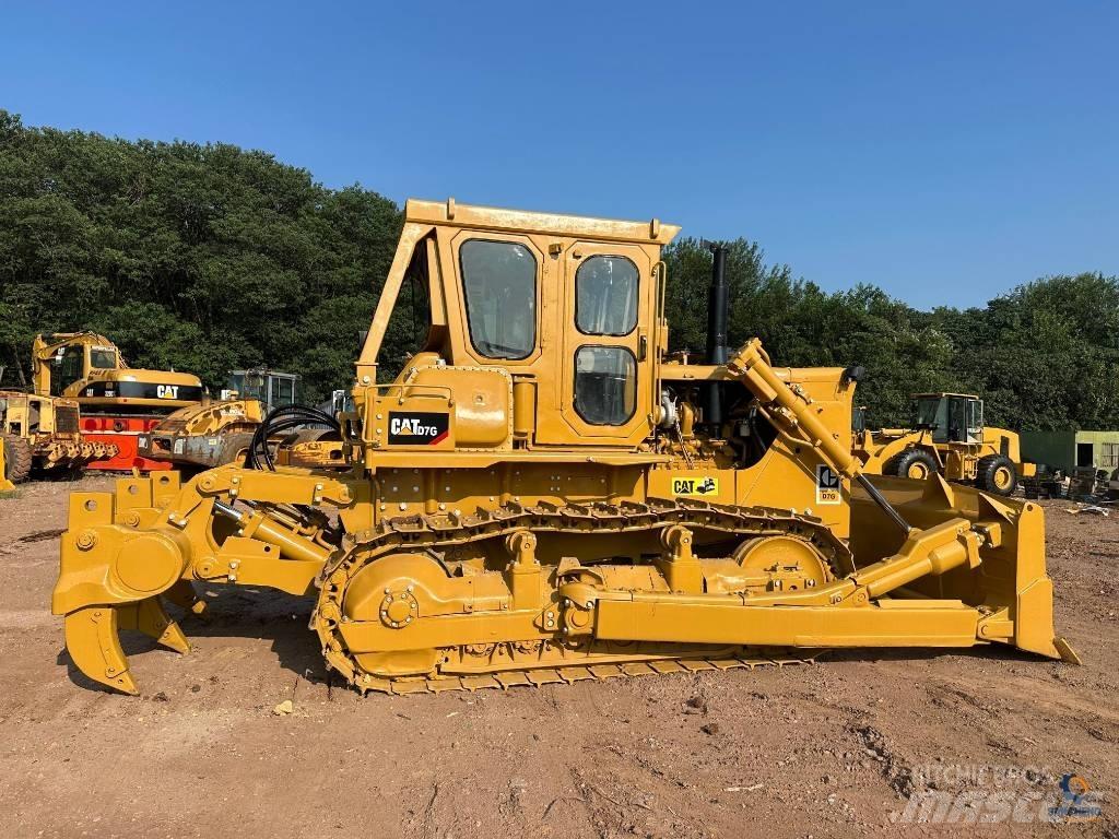 CAT D 7 G Pásové dozery