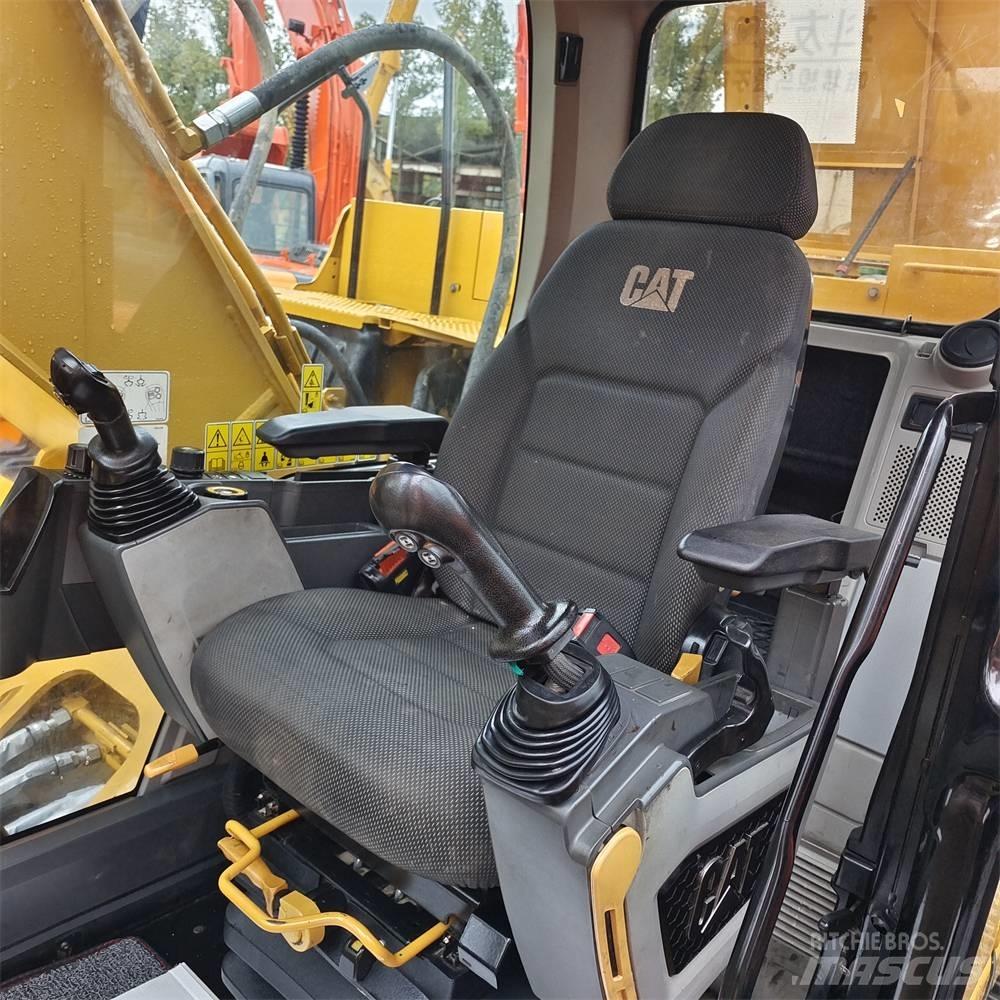 CAT 320 GC Pásová rýpadla
