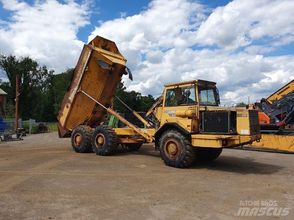 Volvo A 25 C Kloubové dempry