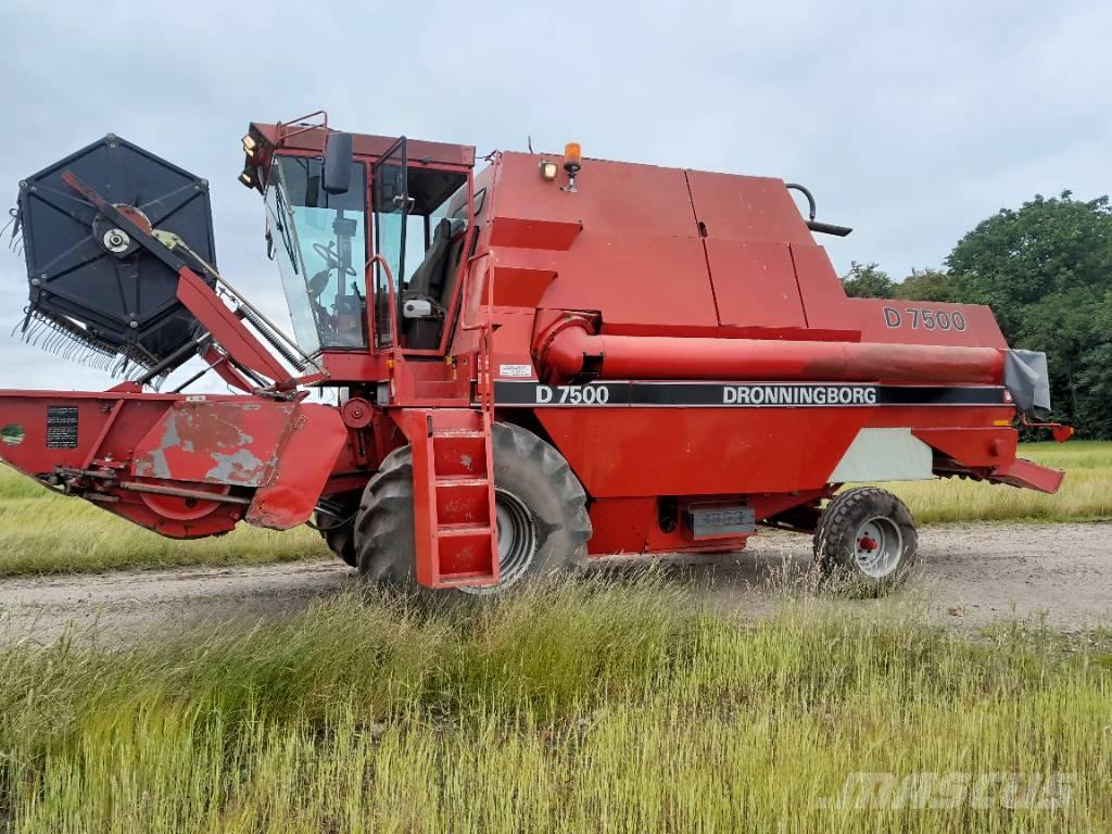 Dronningborg D 7500 Sklízecí mlátičky