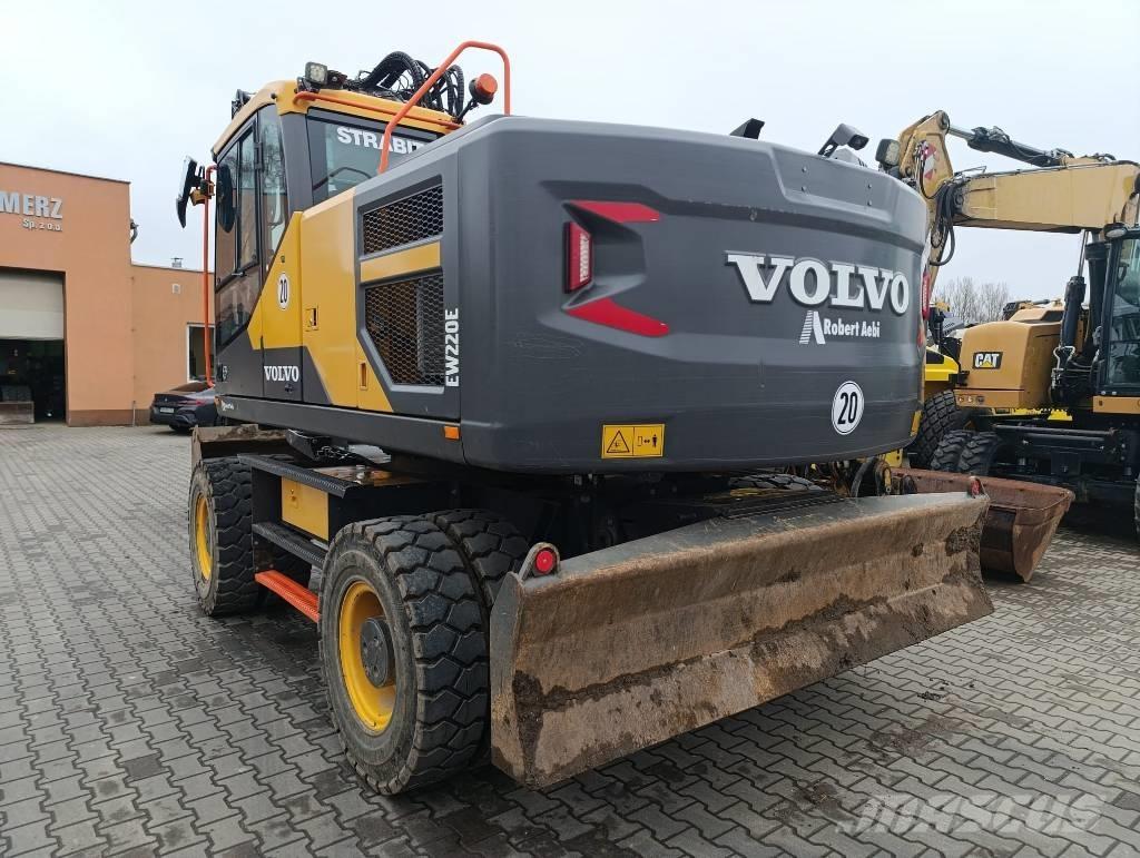 Volvo EW 220 E Kolová rýpadla