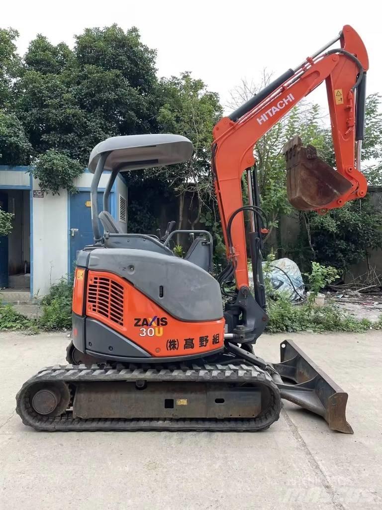 Hitachi ZX 30 U Mini rýpadla < 7t